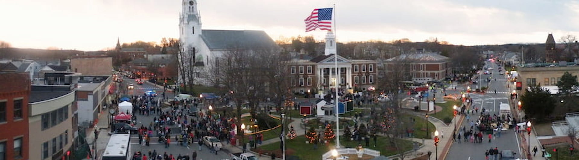 Image of Woburn's central square during the festival